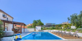 Villa John